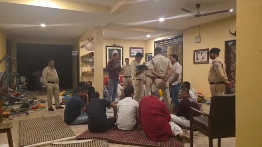 High-profile gambling party at lady IAS's farmhouse, 18 arrested