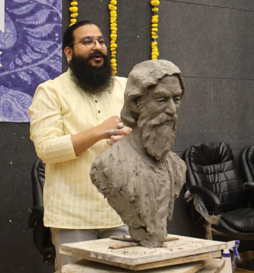 “Kala Darpan” exhibition decorated with the artworks of the students concluded