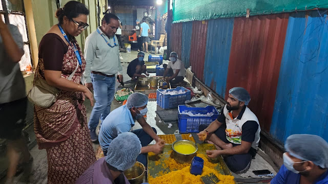 इंदौर के बड़े होटलों और खजराना प्रसाद दुकानों में मिलीं गंभीर खामियां