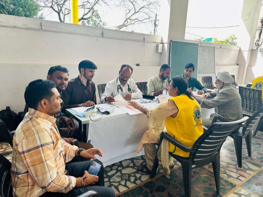 gurudwara-databandi-chhor-heart-checkup-camp-indore
